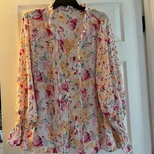 Pretty tunic blouse.